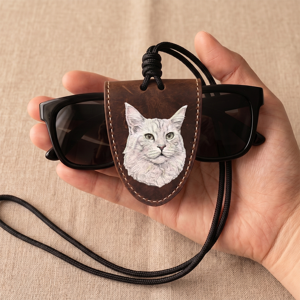 Custom Pet Leather Carving Glasses Clip