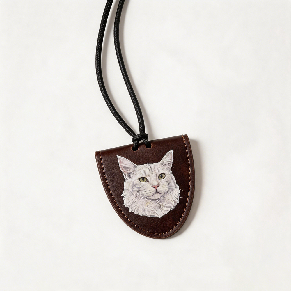 Custom Pet Leather Carving Glasses Clip